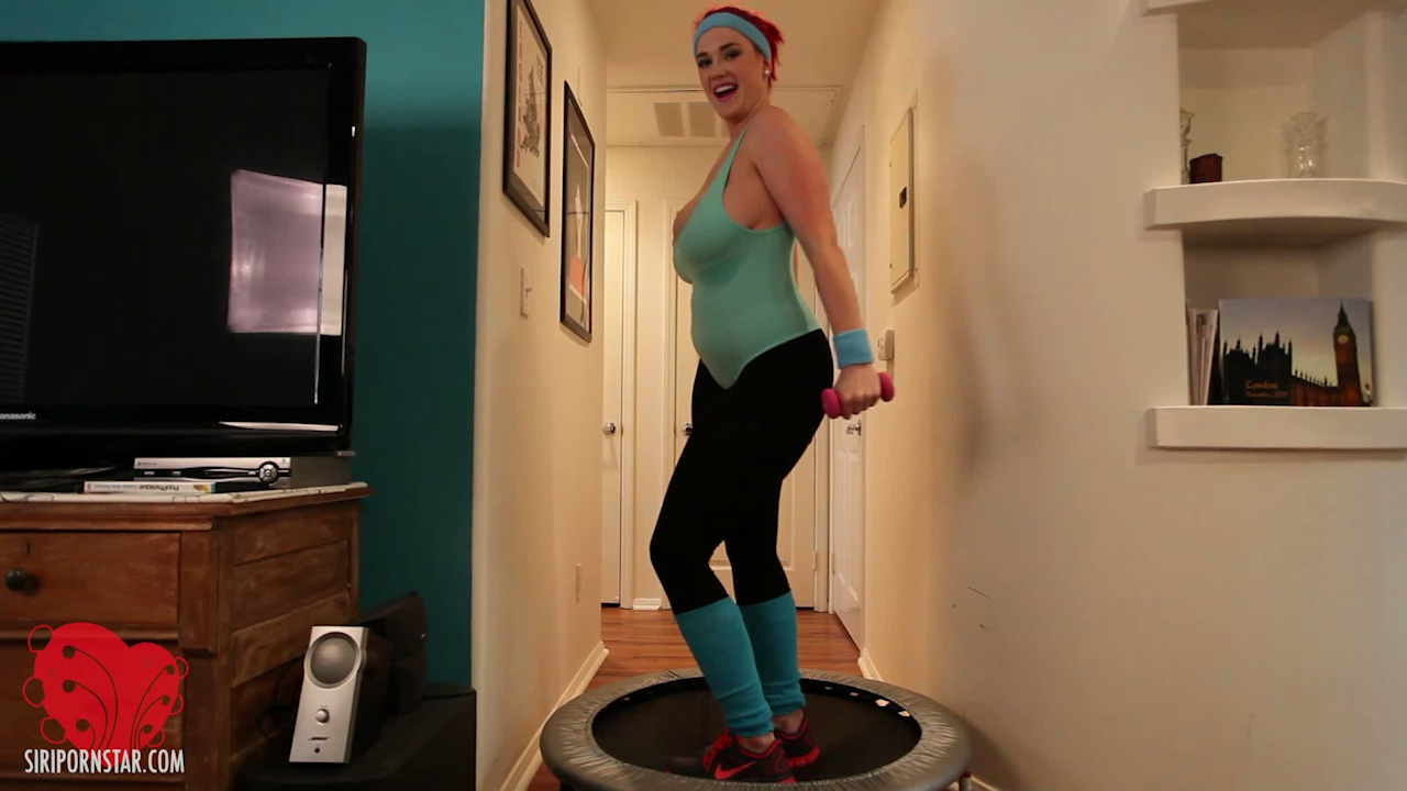 Siri Pornstar Gets Hot While Working Out